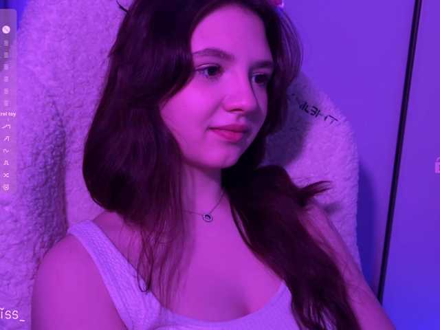 -FoxAlisa-'s BongaCams show and profile