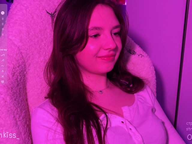 -FoxAlisa-'s BongaCams show and profile