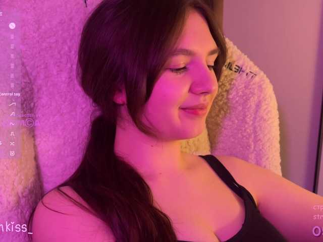 -FoxAlisa-'s BongaCams show and profile