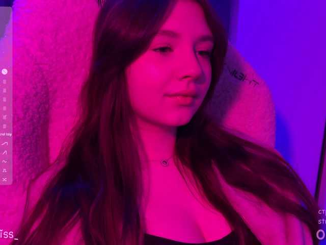 -FoxAlisa-'s BongaCams show and profile