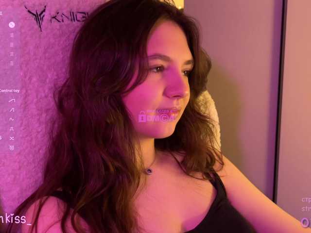 -FoxAlisa-'s BongaCams show and profile