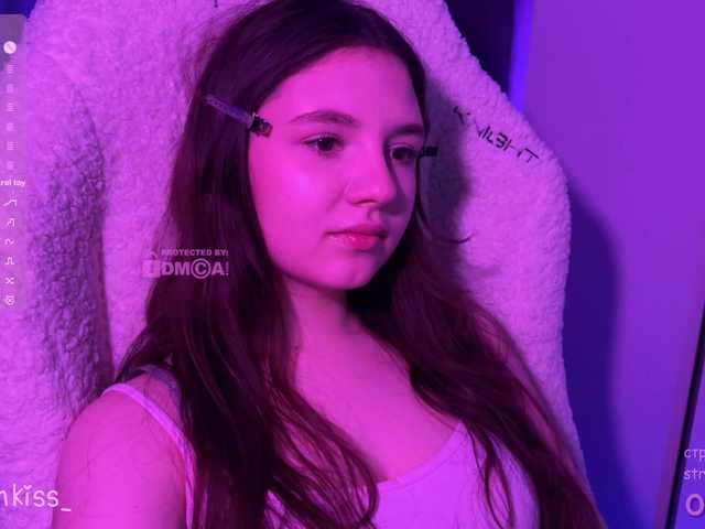 -FoxAlisa-'s BongaCams show and profile