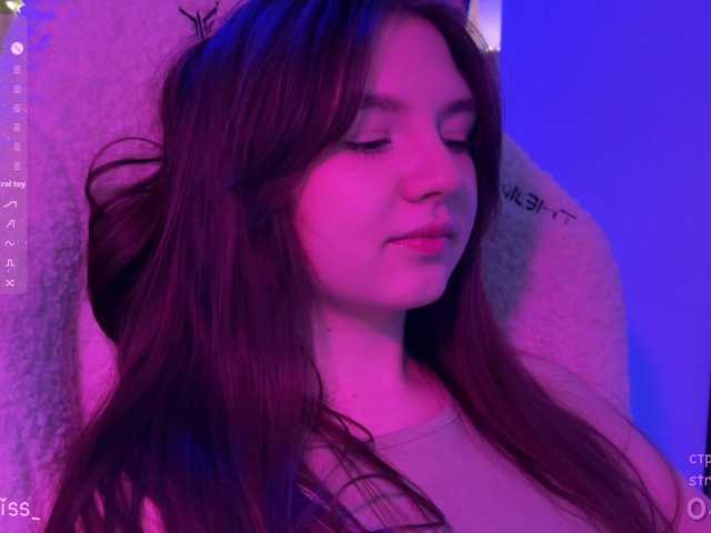 -FoxAlisa-'s BongaCams show and profile