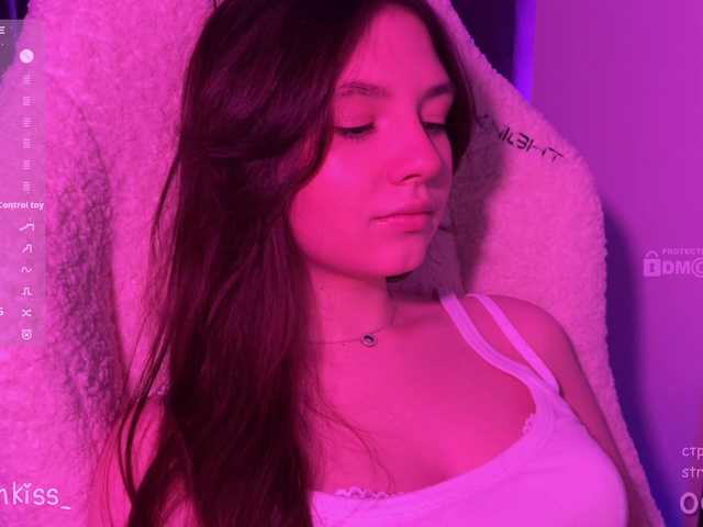 -FoxAlisa-'s BongaCams show and profile