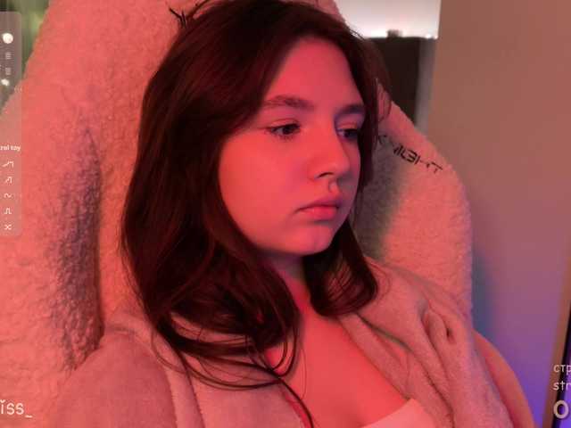 -FoxAlisa-'s BongaCams show and profile