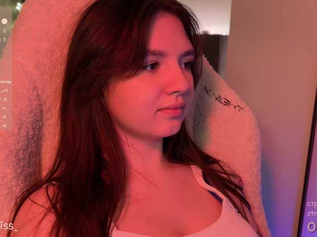 -FoxAlisa-'s BongaCams show and profile