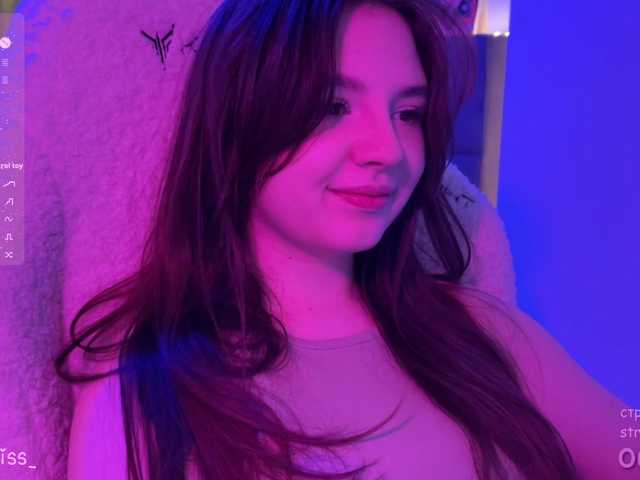 -FoxAlisa-'s BongaCams show and profile