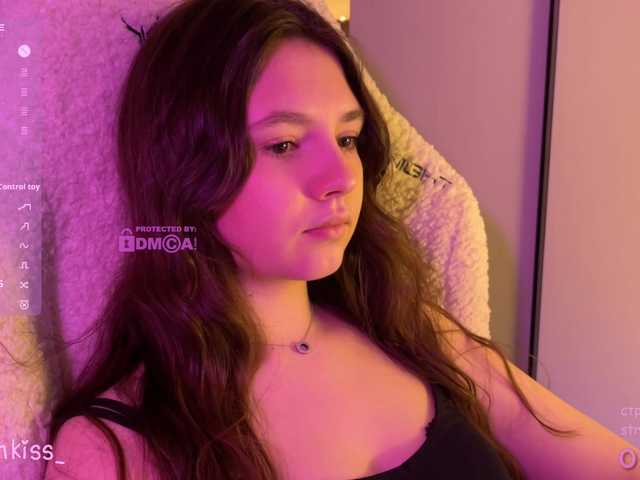 -FoxAlisa-'s BongaCams show and profile