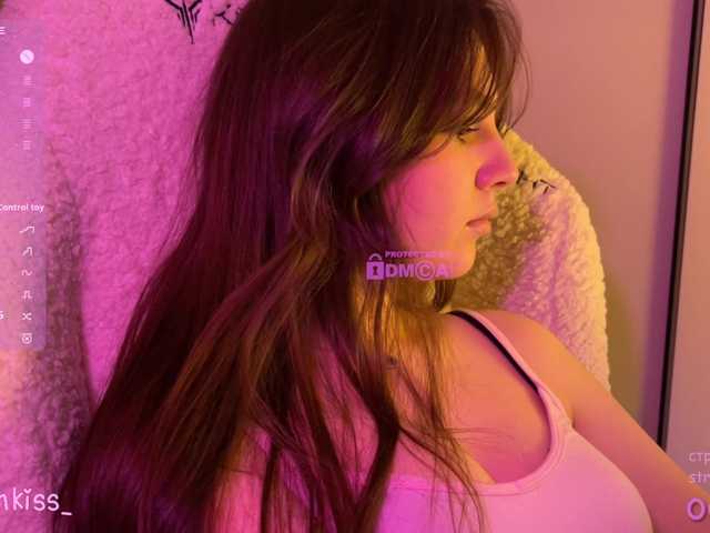 -FoxAlisa-'s BongaCams show and profile