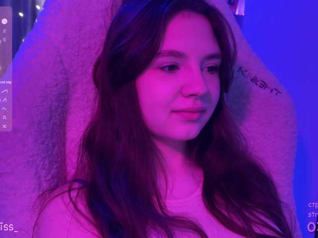 -FoxAlisa-'s BongaCams show and profile