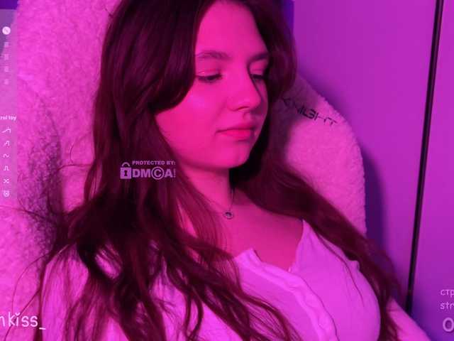 -FoxAlisa-'s BongaCams show and profile