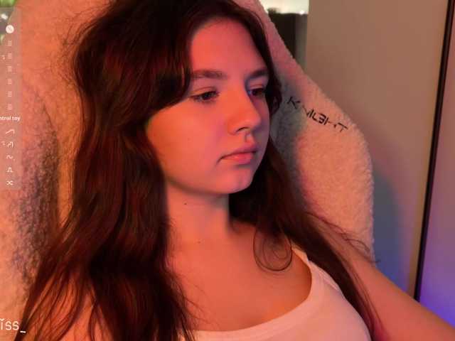 -FoxAlisa-'s BongaCams show and profile