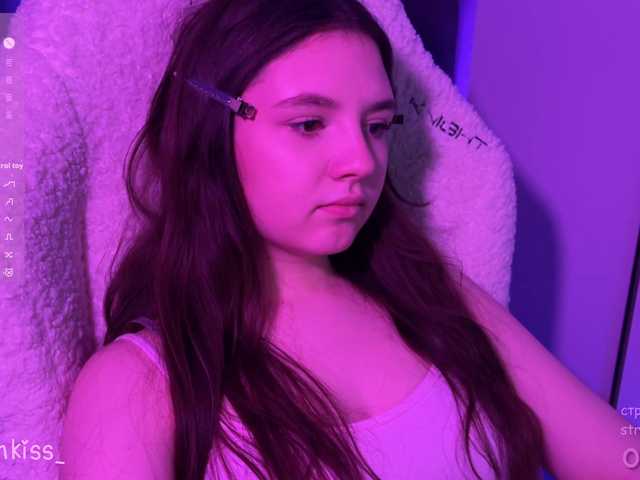 -FoxAlisa-'s BongaCams show and profile