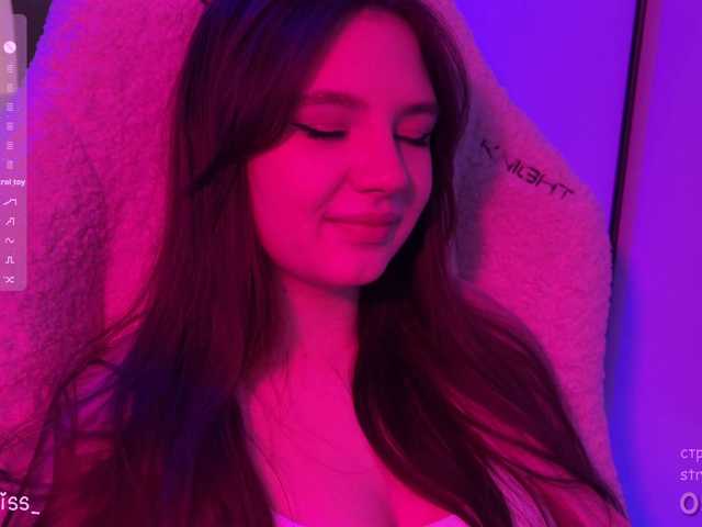 -FoxAlisa-'s BongaCams show and profile