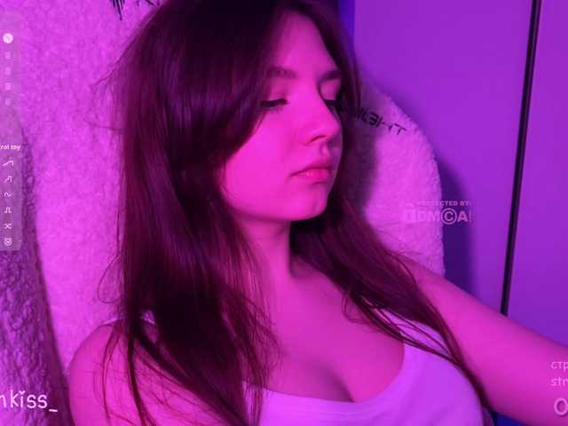 -FoxAlisa-'s BongaCams show and profile