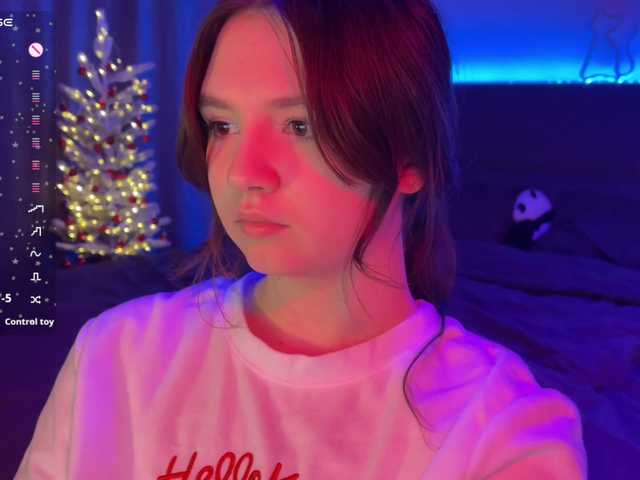 -FoxAlisa-'s BongaCams show and profile