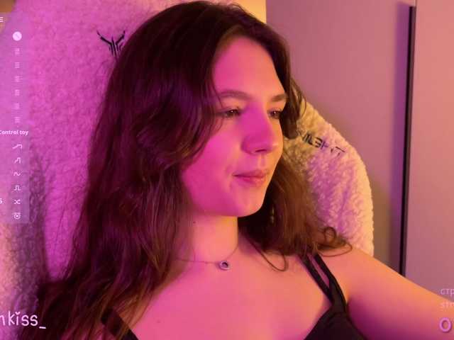 -FoxAlisa-'s BongaCams show and profile