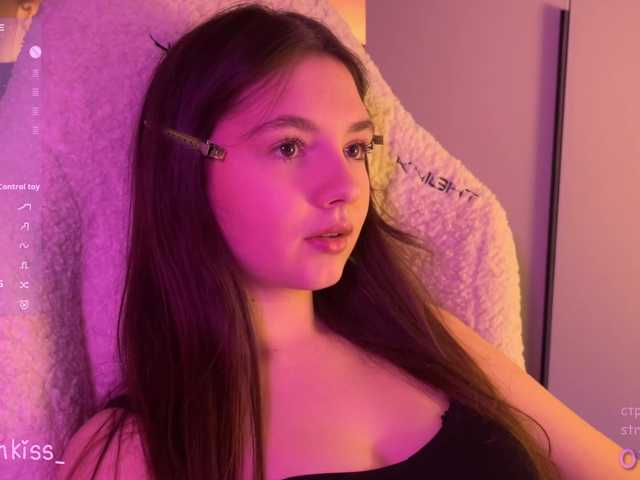 -FoxAlisa-'s BongaCams show and profile