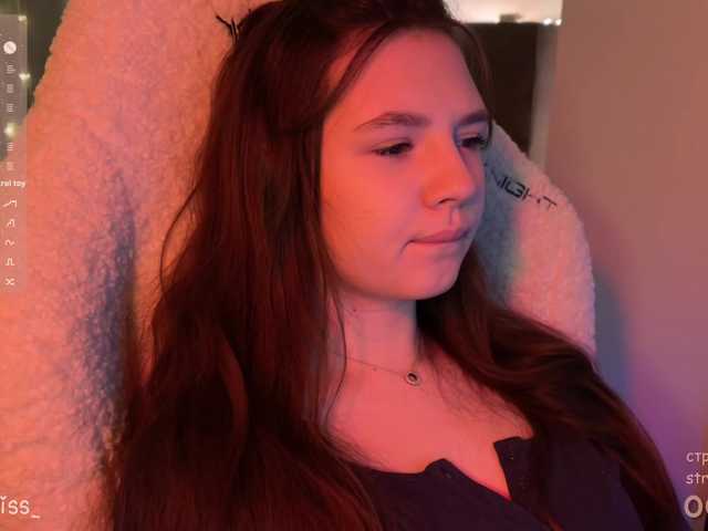 -FoxAlisa-'s BongaCams show and profile