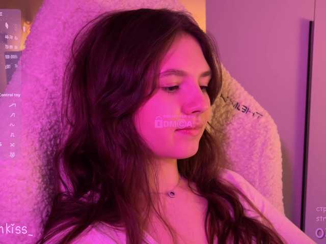 -FoxAlisa-'s BongaCams show and profile