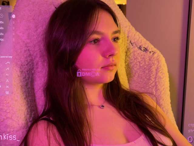 -FoxAlisa-'s BongaCams show and profile