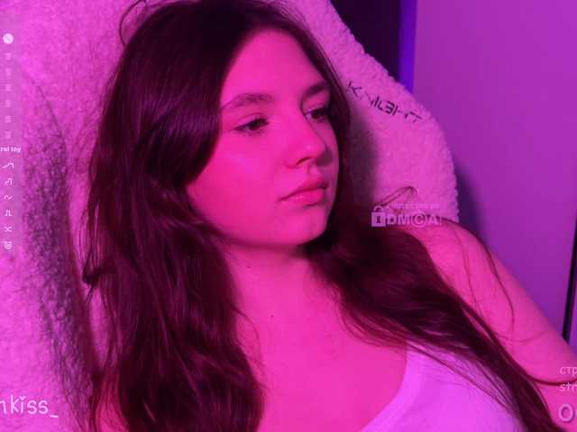 -FoxAlisa-'s BongaCams show and profile