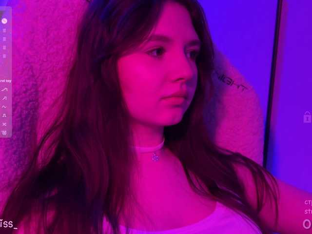 -FoxAlisa-'s BongaCams show and profile