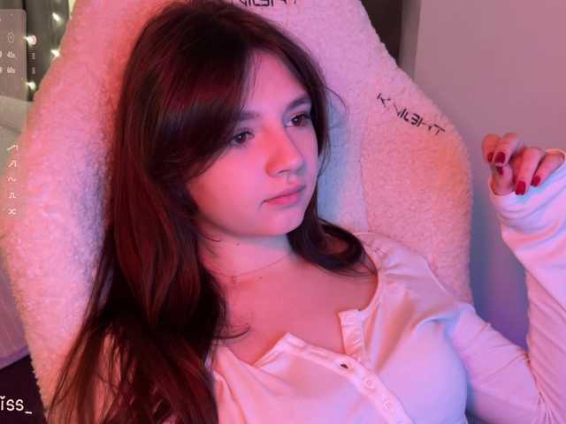 -FoxAlisa-'s BongaCams show and profile