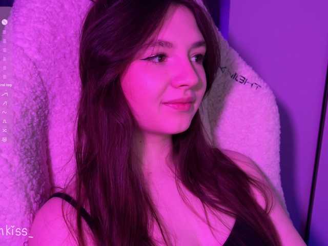 -FoxAlisa-'s BongaCams show and profile