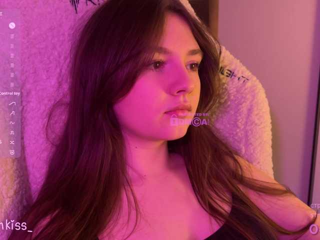 -FoxAlisa-'s BongaCams show and profile