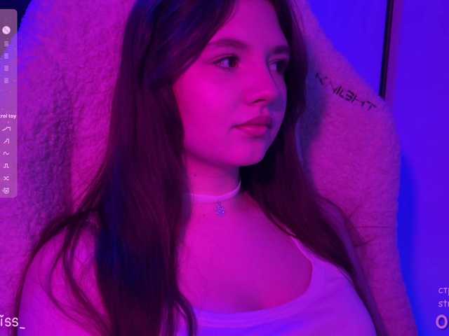 -FoxAlisa-'s BongaCams show and profile