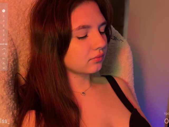 -FoxAlisa-'s BongaCams show and profile