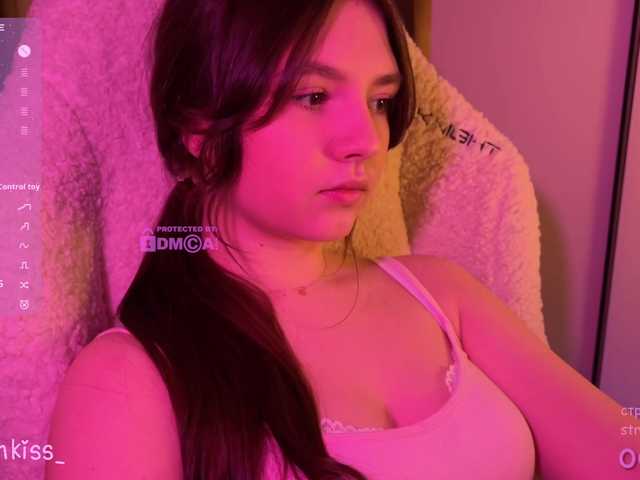 -FoxAlisa-'s BongaCams show and profile