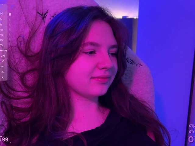 -FoxAlisa-'s BongaCams show and profile