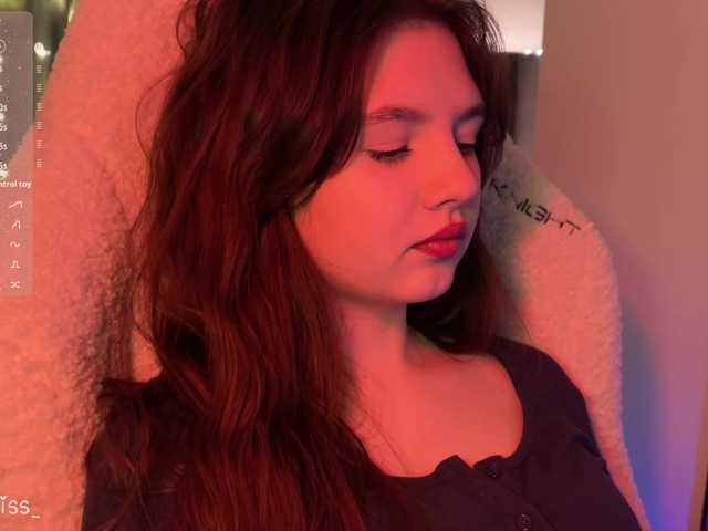 -FoxAlisa-'s BongaCams show and profile