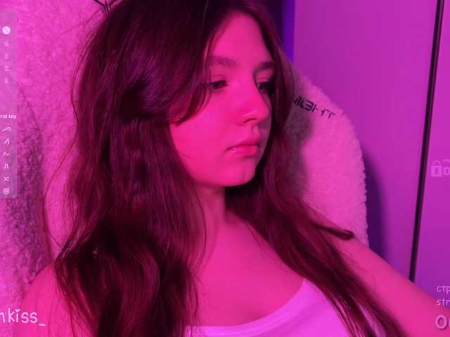 -FoxAlisa-'s BongaCams show and profile