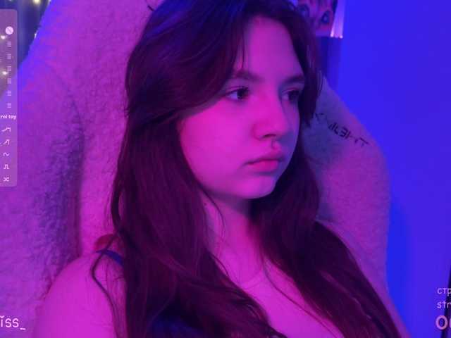 -FoxAlisa-'s BongaCams show and profile