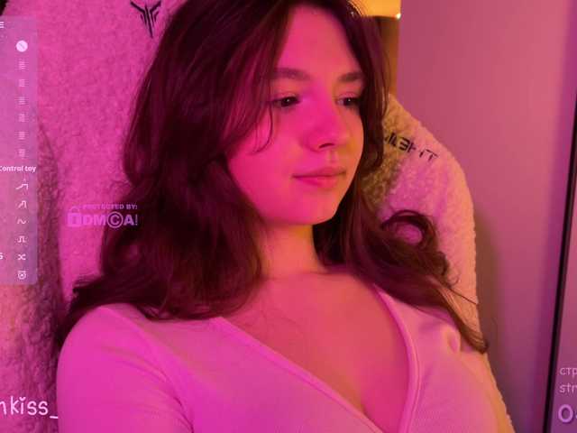 -FoxAlisa-'s BongaCams show and profile