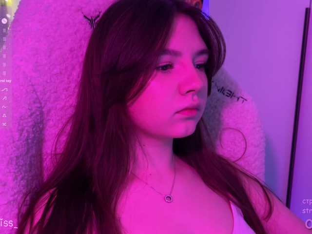 -FoxAlisa-'s BongaCams show and profile