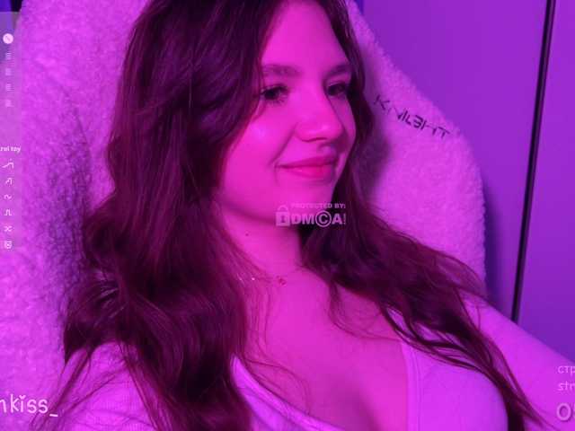 -FoxAlisa-'s BongaCams show and profile