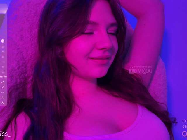 -FoxAlisa-'s BongaCams show and profile