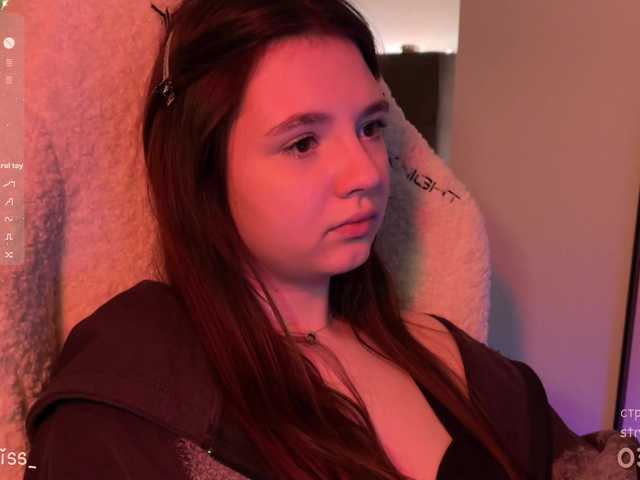 -FoxAlisa-'s BongaCams show and profile