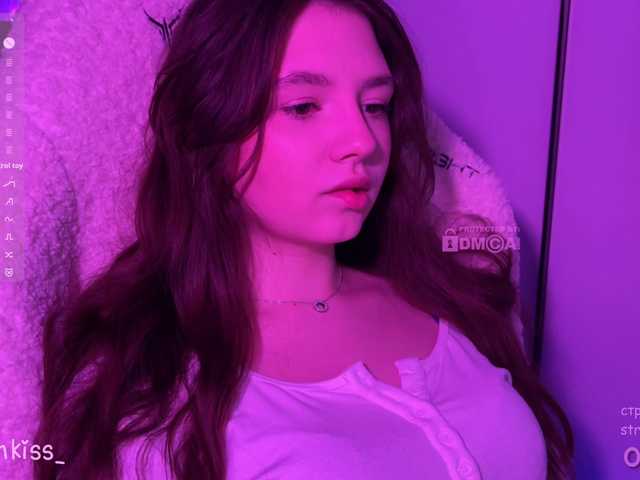 -FoxAlisa-'s BongaCams show and profile