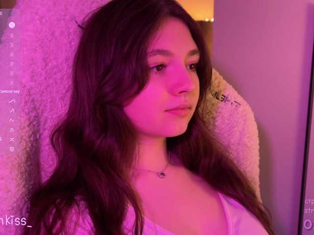 -FoxAlisa-'s BongaCams show and profile