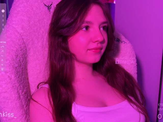 -FoxAlisa-'s BongaCams show and profile