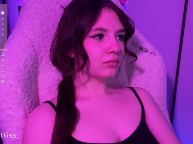 -FoxAlisa-'s BongaCams show and profile