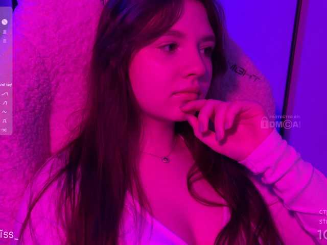 -FoxAlisa-'s BongaCams show and profile