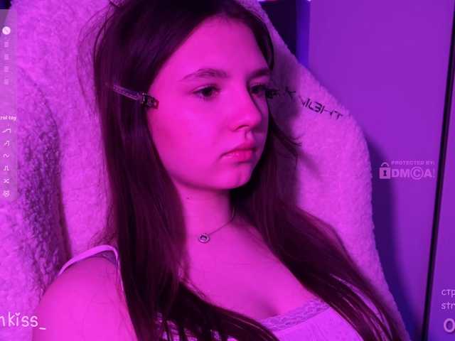 -FoxAlisa-'s BongaCams show and profile