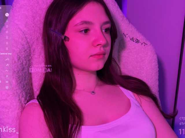 -FoxAlisa-'s BongaCams show and profile