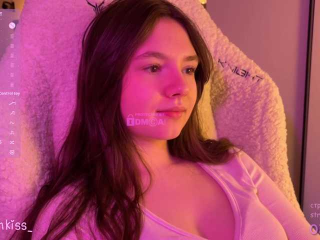 -FoxAlisa-'s BongaCams show and profile